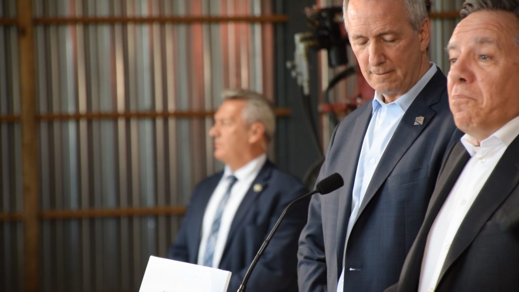 M. François Legault, premier ministre du Québec et M. André Lamontagne, ministre de l'Agriculture, des Pêcheries et de l'Alimentation