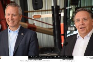 M. François Legault, premier ministre du Québec et M. André Lamontagne, ministre de l'Agriculture, des Pêcheries et de l'Alimentation