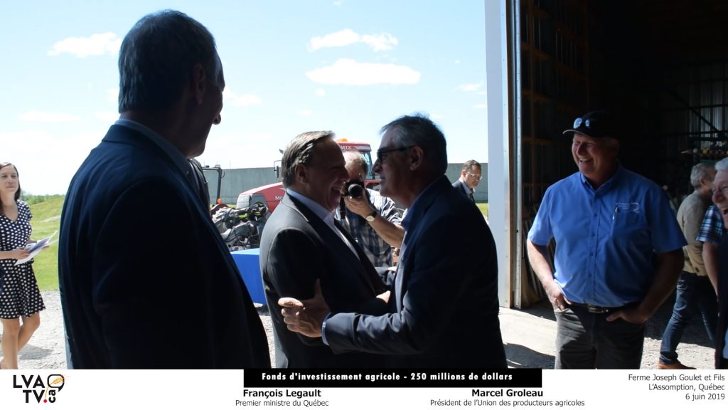 M. François Legault, premier ministre du Québec et M. Marcel Groleau, président de l’Union des producteurs agricoles