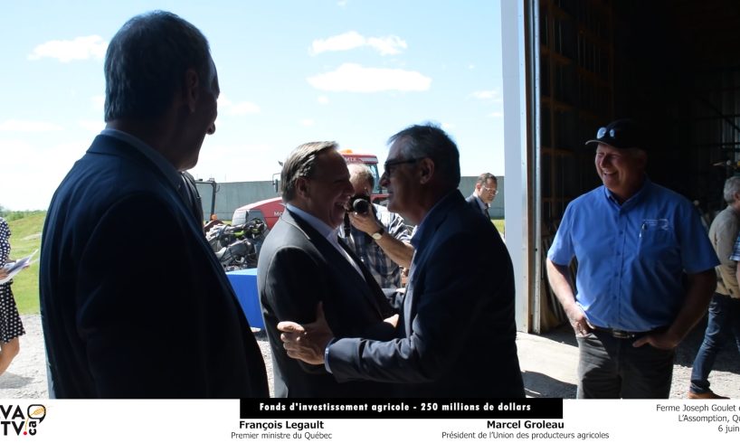 M. François Legault, premier ministre du Québec et M. Marcel Groleau, président de l’Union des producteurs agricoles